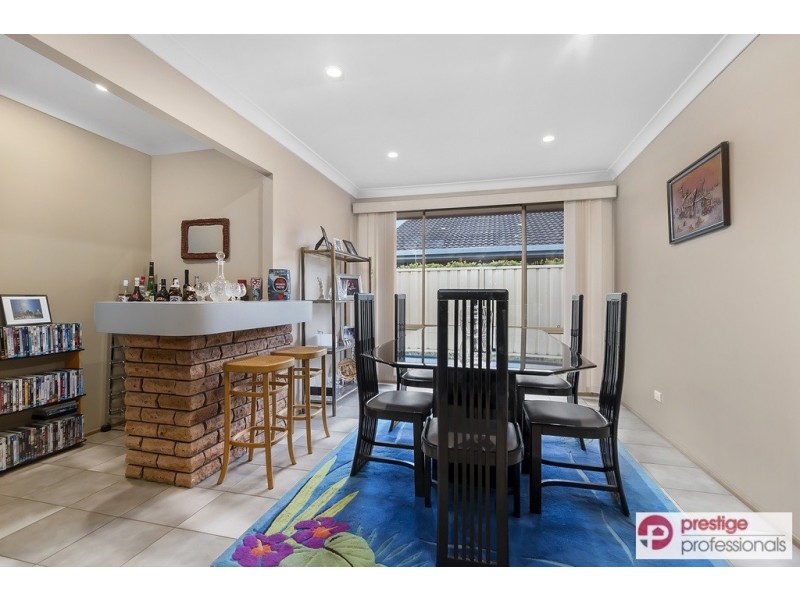 2 Booree Court, Wattle Grove NSW 2173