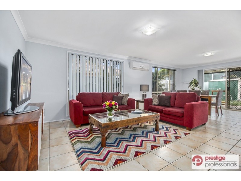 37 Bungonia Court, Wattle Grove NSW 2173