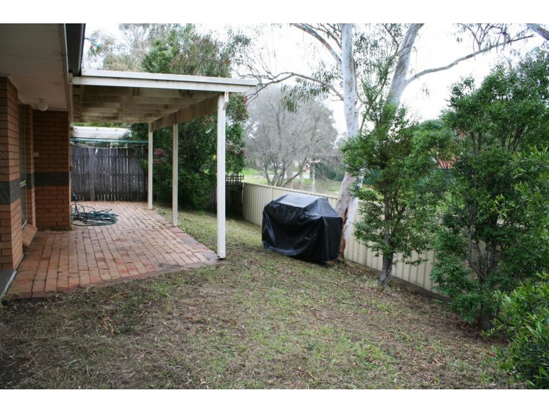 3 Booree Court, Wattle Grove NSW 2173