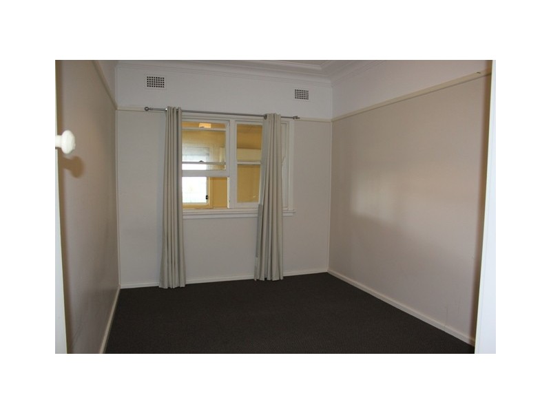 38 Cooper Avenue, Moorebank NSW 2170