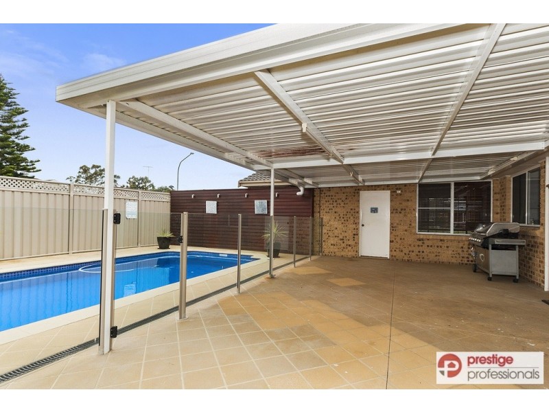 22 Burdekin Court, Wattle Grove NSW 2173