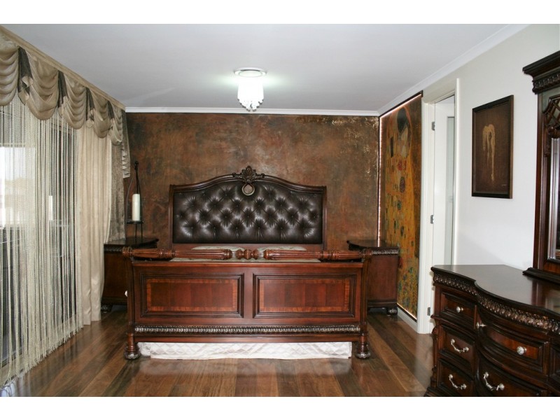 16 Fairway Close, Moorebank NSW 2170