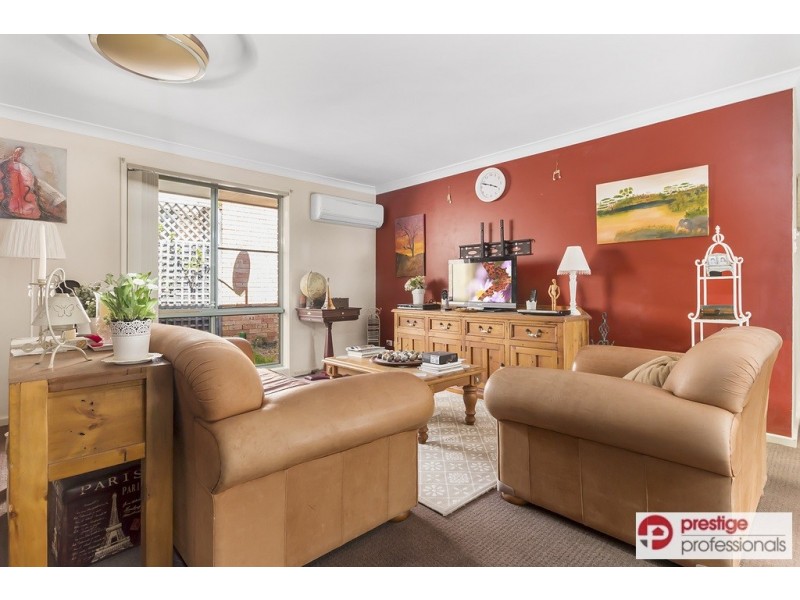 13 Ancura Court, Wattle Grove NSW 2173