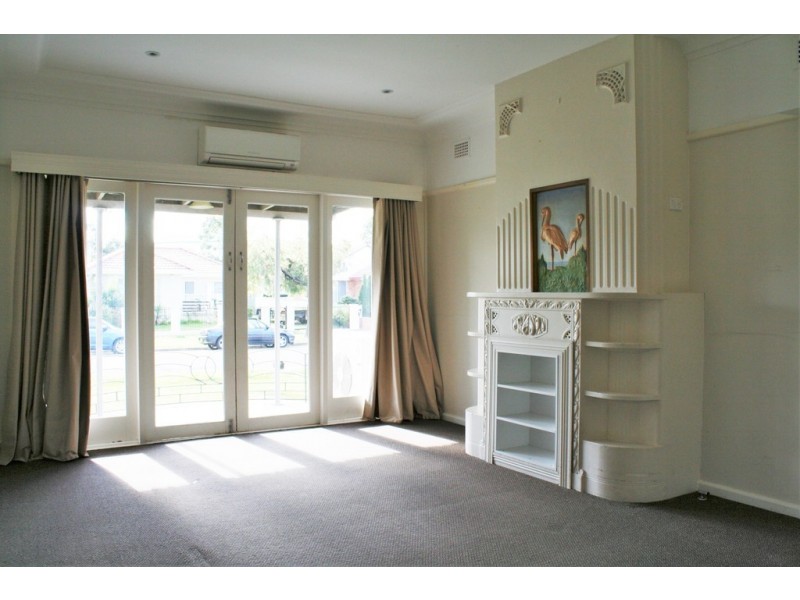 38a Cooper Avenue, Moorebank NSW 2170