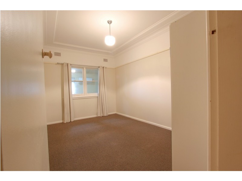 38b Cooper Avenue, Moorebank NSW 2170