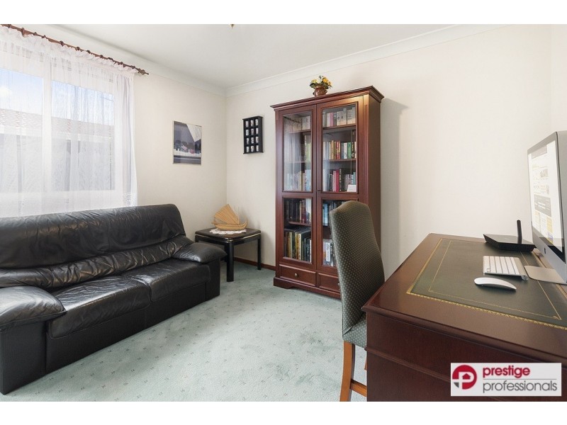 71 Daintree Drive, Wattle Grove NSW 2173