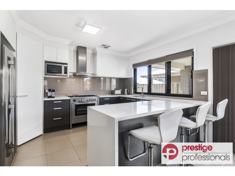 10 Conlon Avenue, Moorebank NSW 2170