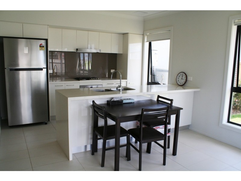 22 Greenview Drive, Moorebank NSW 2170