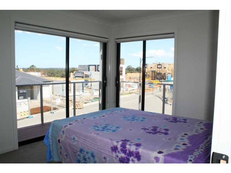 22 Greenview Drive, Moorebank NSW 2170