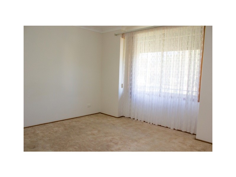 15 Woburn Abbey Court, Wattle Grove NSW 2173