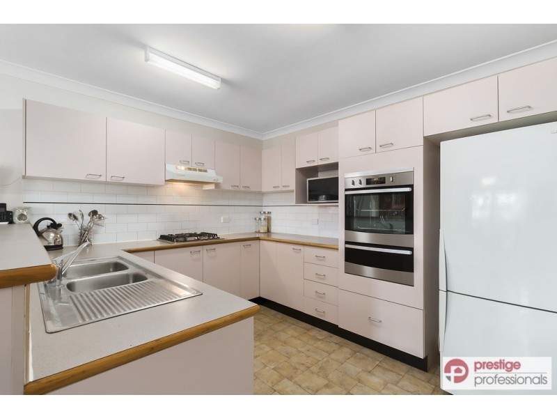 34 Morton Court, Wattle Grove NSW 2173