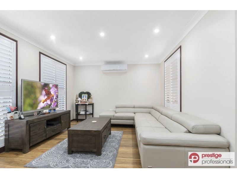 20 Glanara Court, Wattle Grove NSW 2173