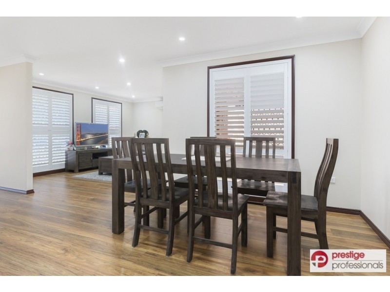 20 Glanara Court, Wattle Grove NSW 2173