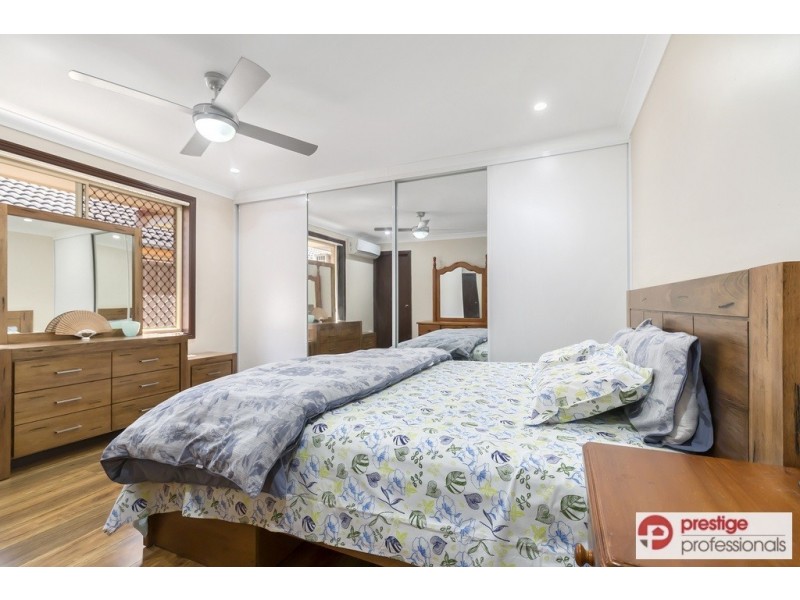 20 Glanara Court, Wattle Grove NSW 2173