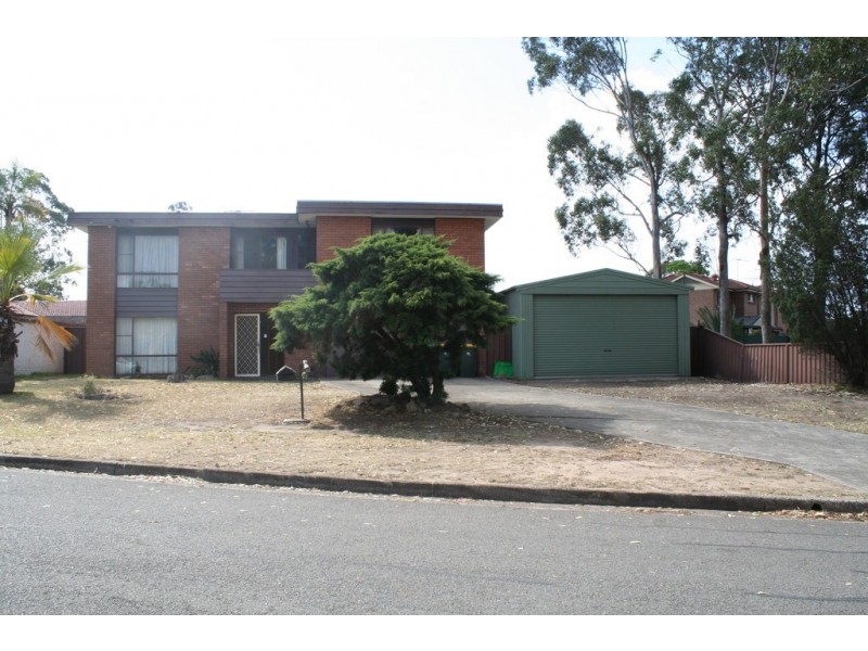 7 Ingoola Close, Moorebank NSW 2170