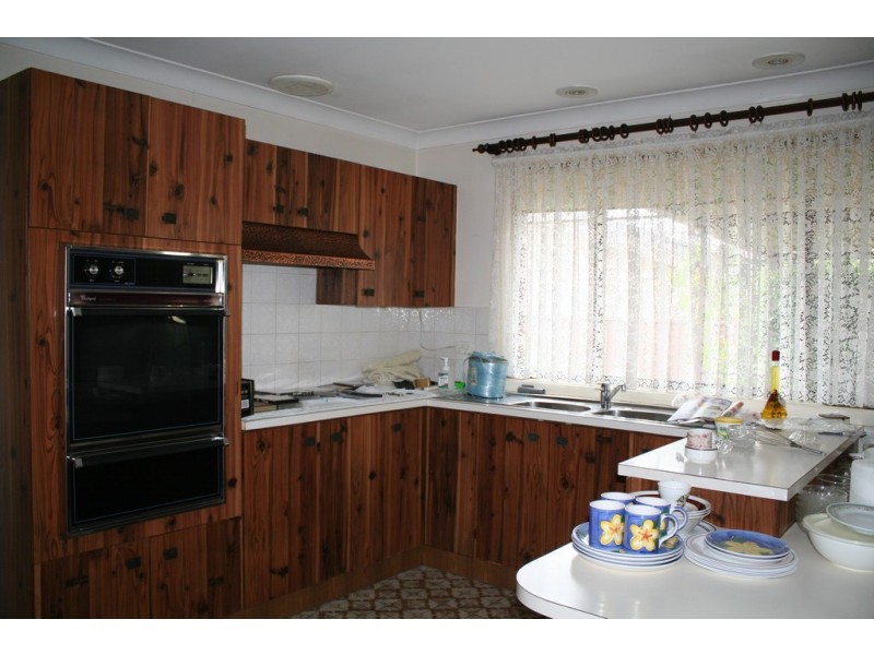 3 Magree Crescent, Chipping Norton NSW 2170