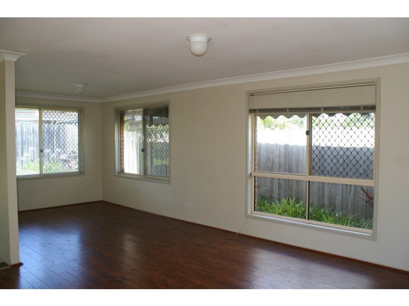11 Conroy Court, Wattle Grove NSW 2173