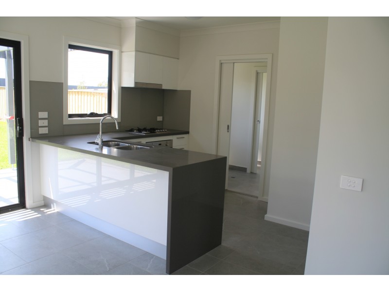 14 Hand Court, Moorebank NSW 2170