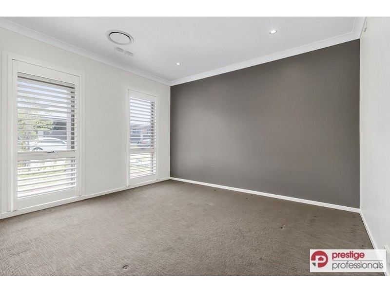 13 Eckersley Way, Moorebank NSW 2170