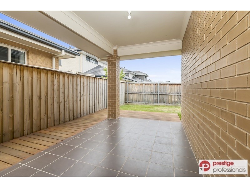13 Eckersley Way, Moorebank NSW 2170