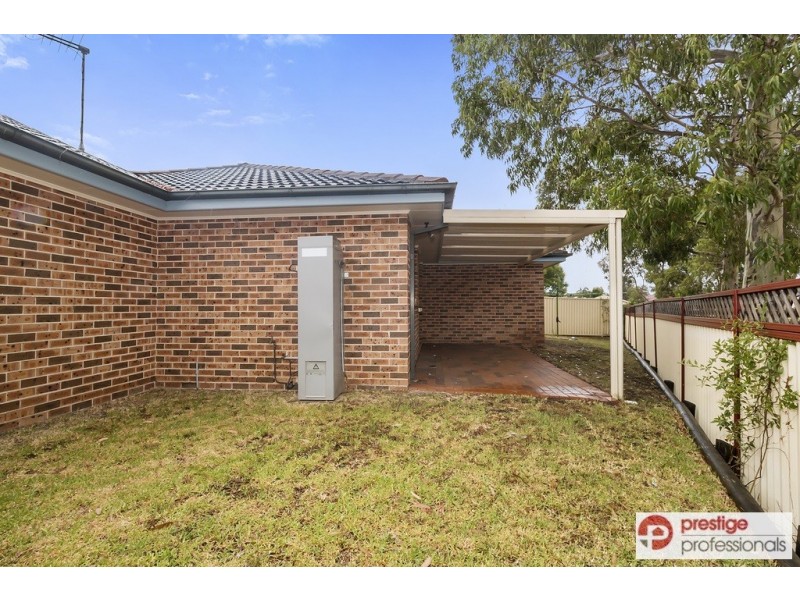 4/19 Booree Court, Wattle Grove NSW 2173