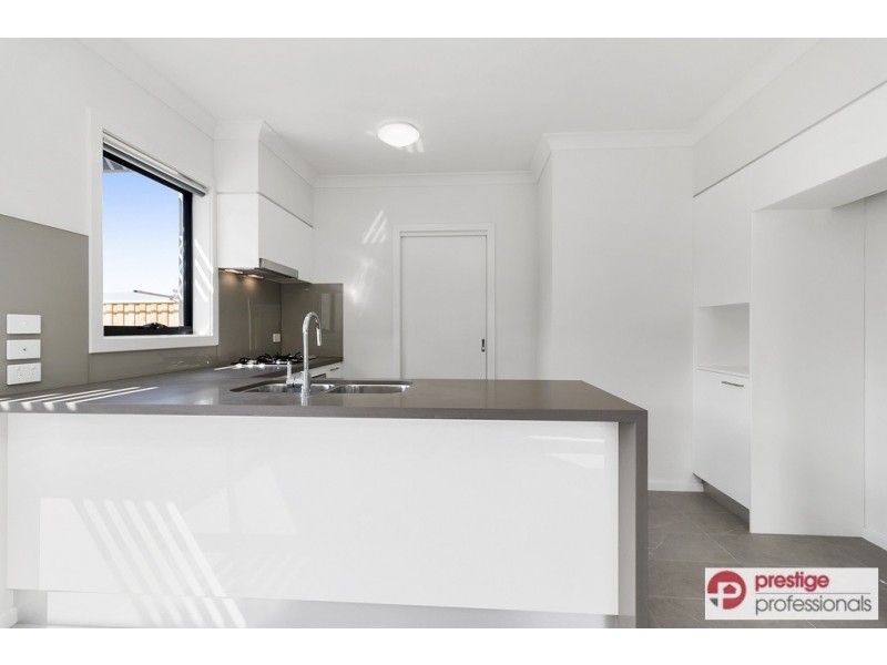 14 Hand Court, Moorebank NSW 2170