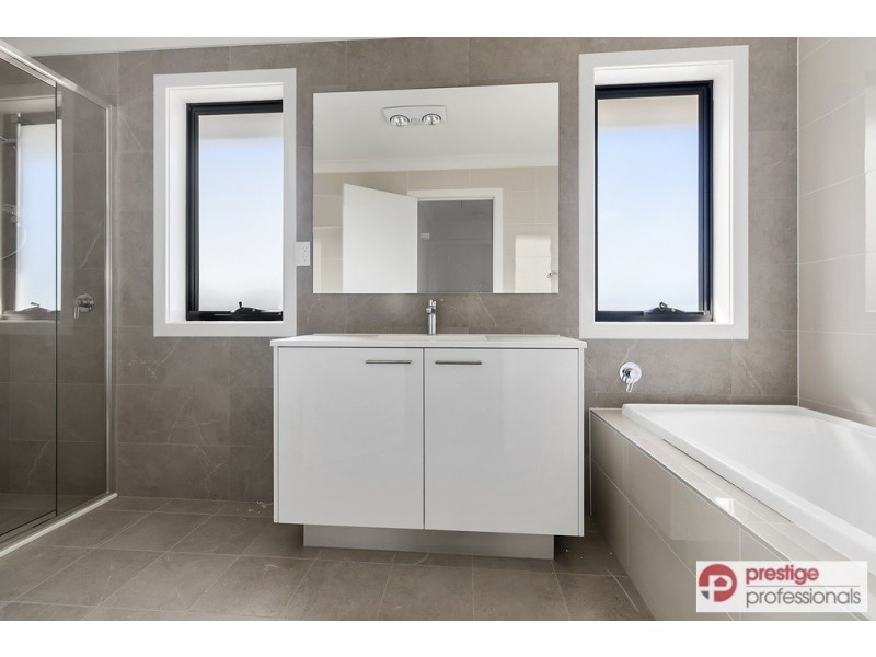 14 Hand Court, Moorebank NSW 2170