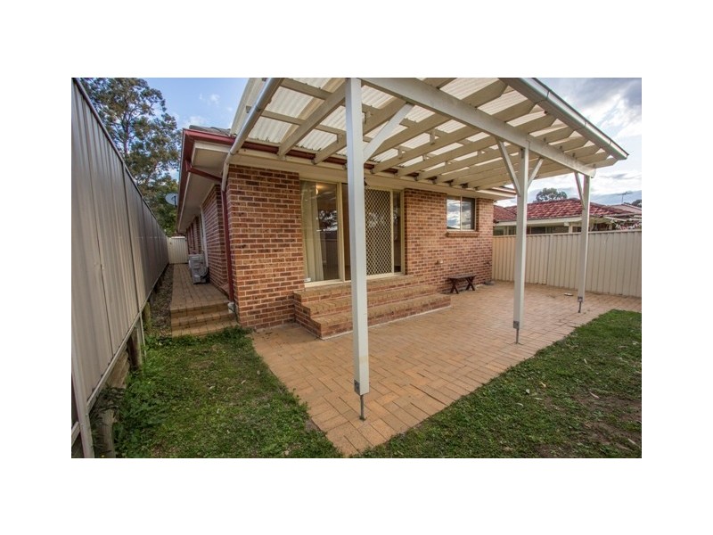 3 Tusculum Court, Wattle Grove NSW 2173