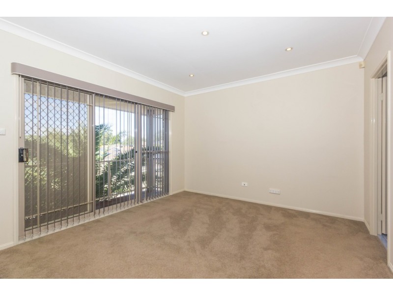 9 Curac Place, Casula NSW 2170