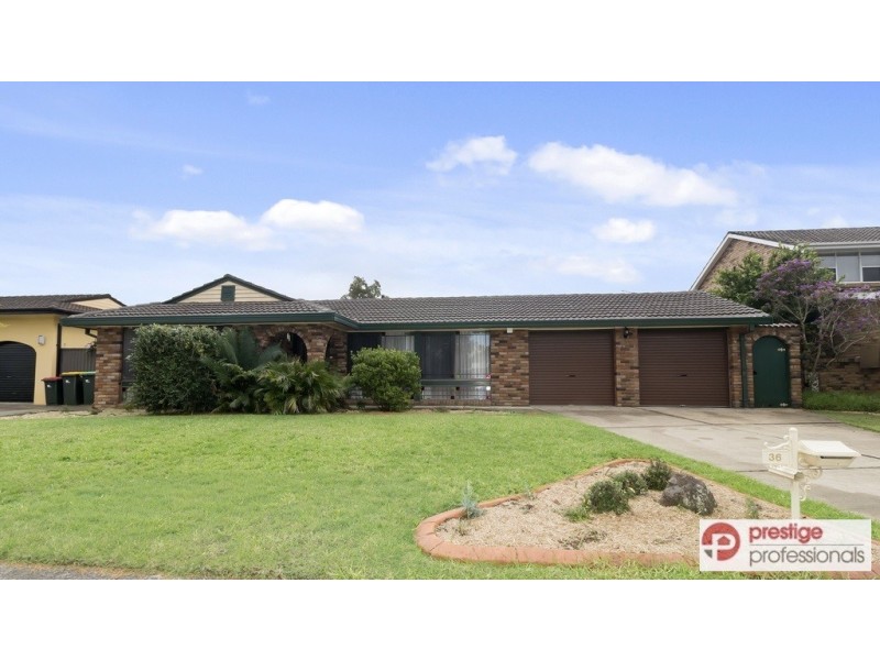 36 Rugby Crescent, Chipping Norton NSW 2170