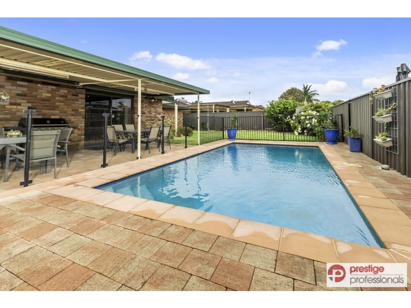 36 Rugby Crescent, Chipping Norton NSW 2170