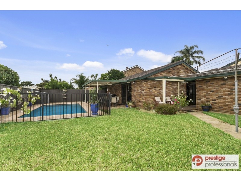 36 Rugby Crescent, Chipping Norton NSW 2170