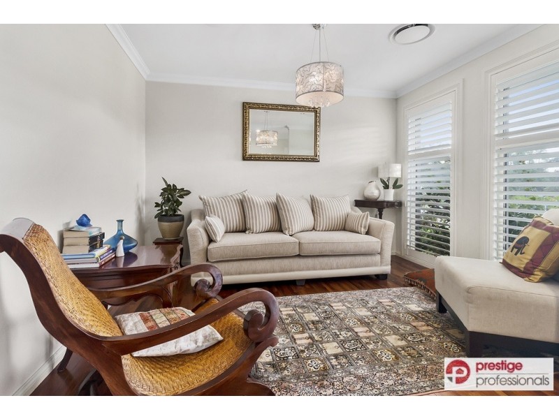 10 Bushview Lane, Moorebank NSW 2170