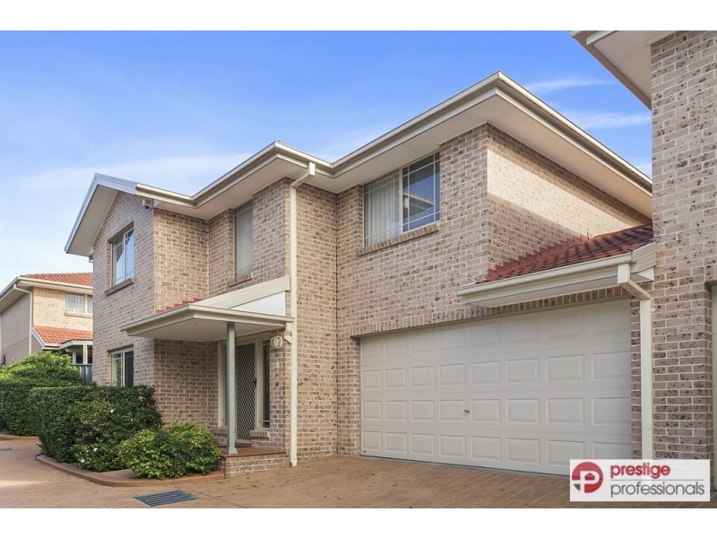 2/31 Ikara Crescent, Moorebank NSW 2170