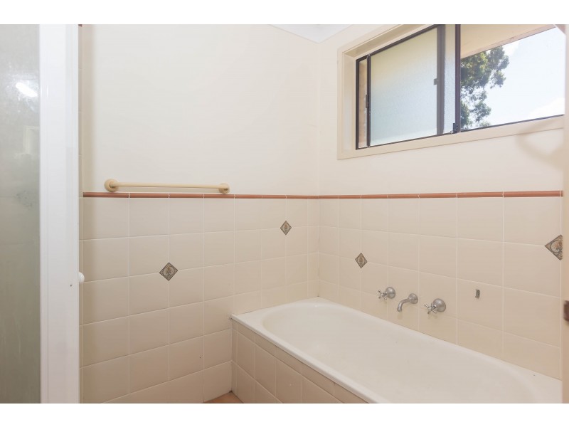 63 Rugby Crescent, Chipping Norton NSW 2170