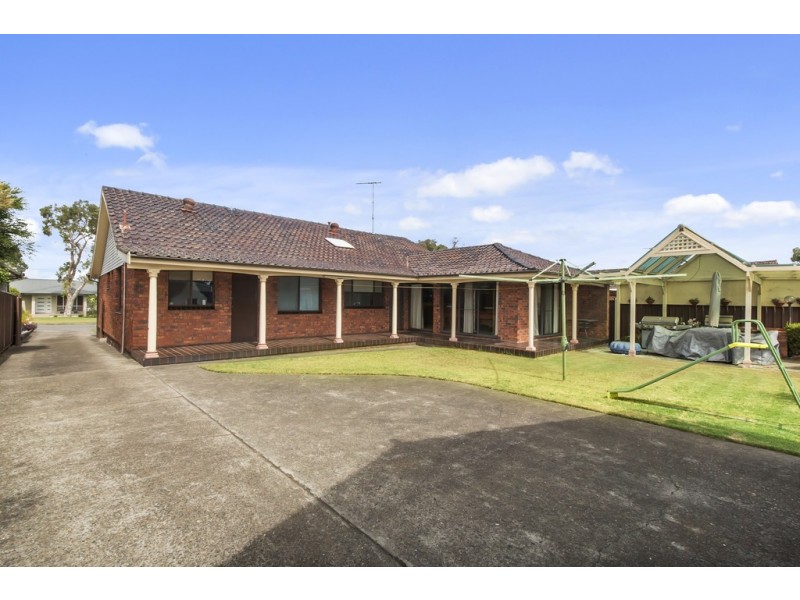 11 Wilkes Avenue, Moorebank NSW 2170