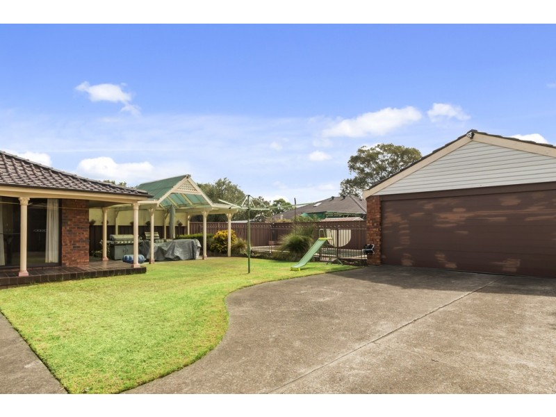 11 Wilkes Avenue, Moorebank NSW 2170