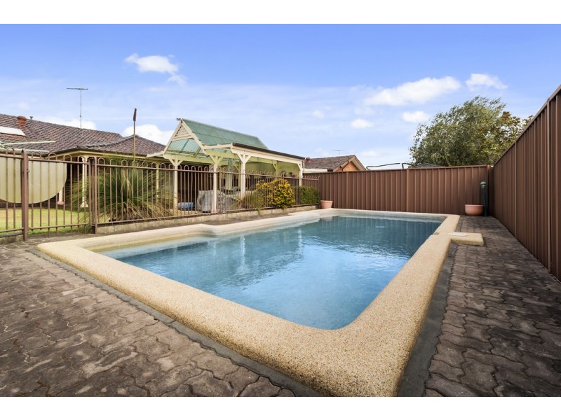 11 Wilkes Avenue, Moorebank NSW 2170