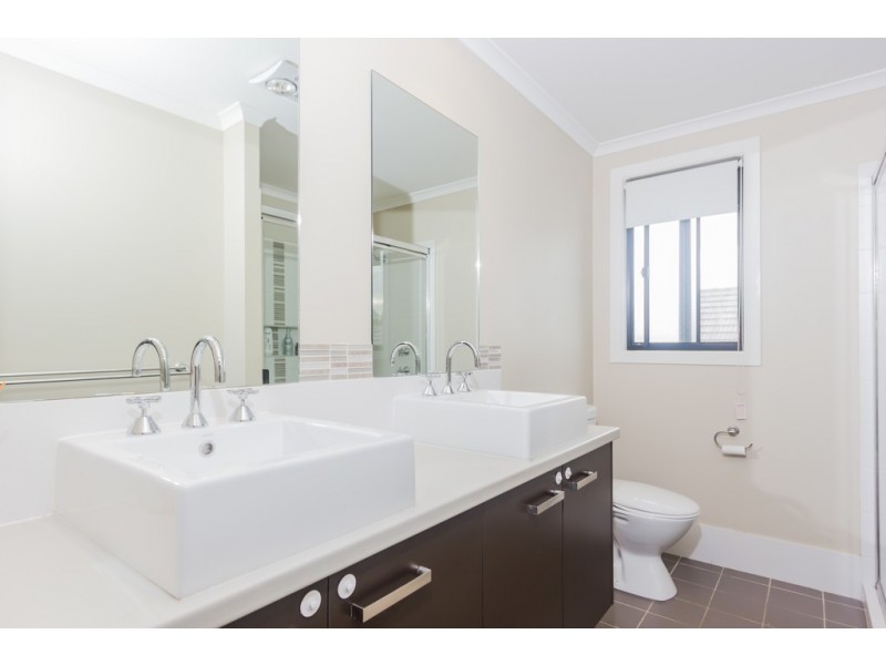 7 Christiansen Boulevard, Moorebank NSW 2170