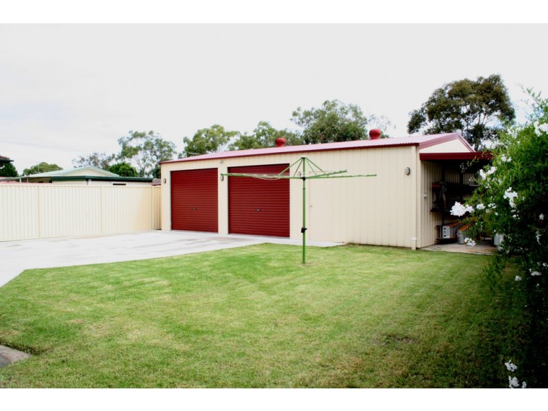 14 Brallos Avenue, Holsworthy NSW 2173