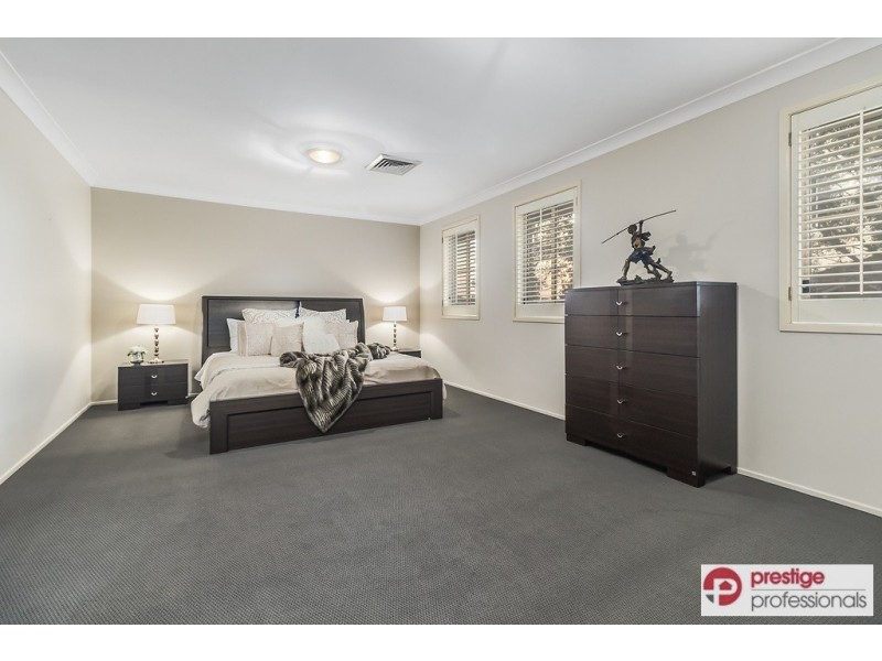 8 Boronia Drive, Voyager Point NSW 2172