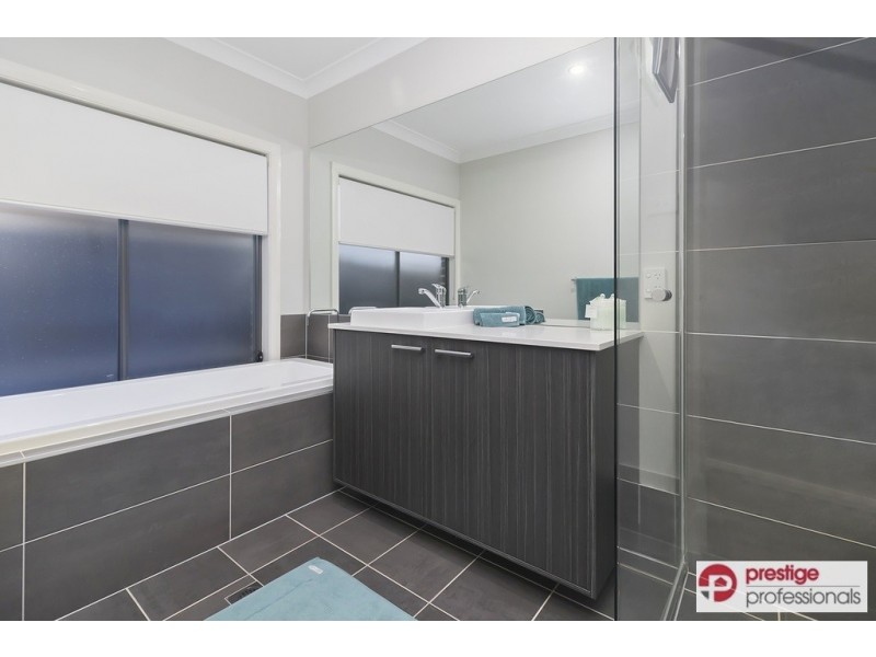 4 Cotter Lane, Moorebank NSW 2170