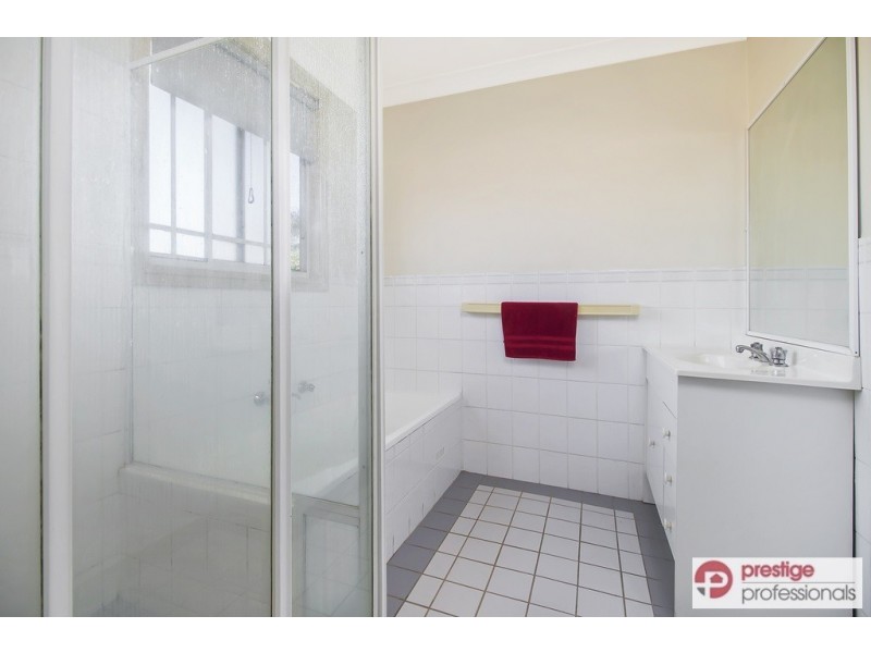 136A Renton Avenue, Moorebank NSW 2170