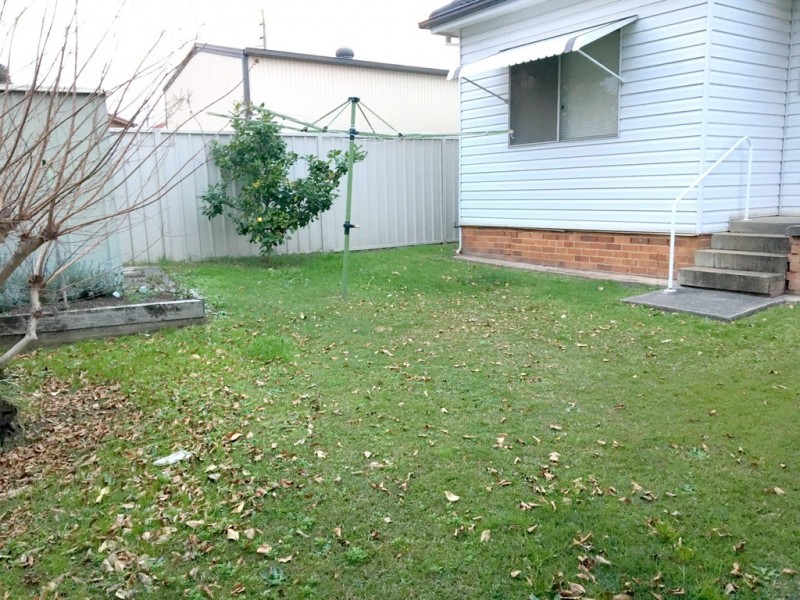 27 Marsh Parade, Casula NSW 2170