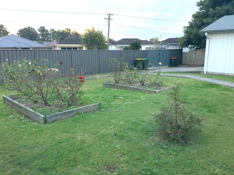 27 Marsh Parade, Casula NSW 2170