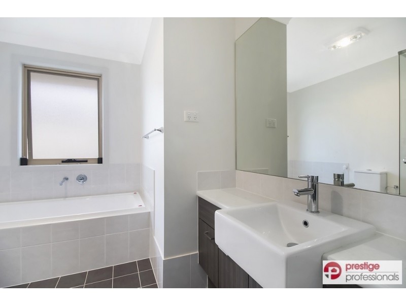 6 The Parkway, Moorebank NSW 2170