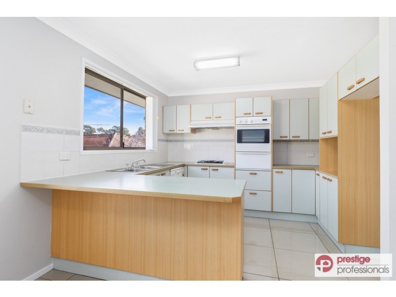 15 Merrang Court, Wattle Grove NSW 2173