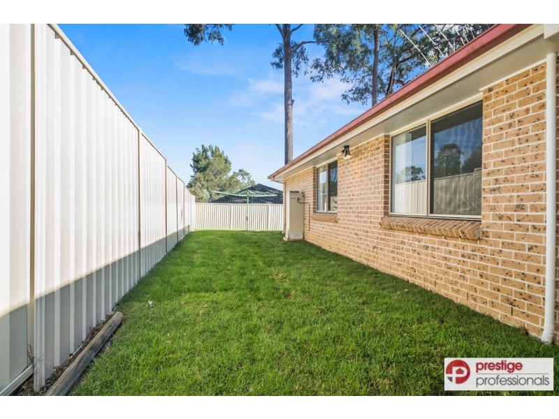 15 Merrang Court, Wattle Grove NSW 2173