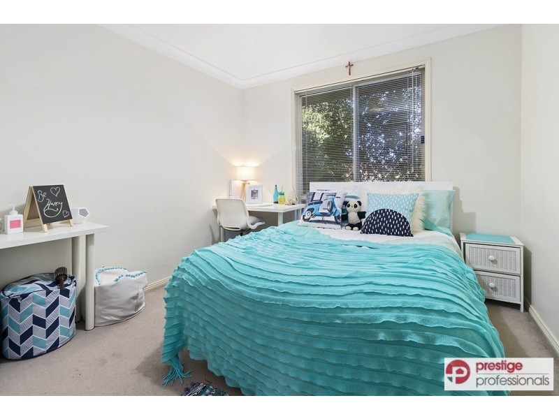 7 Yallum Court, Wattle Grove NSW 2173