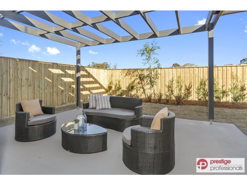 16 Desmond Avenue, Moorebank NSW 2170